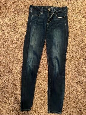 American Eagle Outfitters Skinny Jeans in Dark Blue Wash